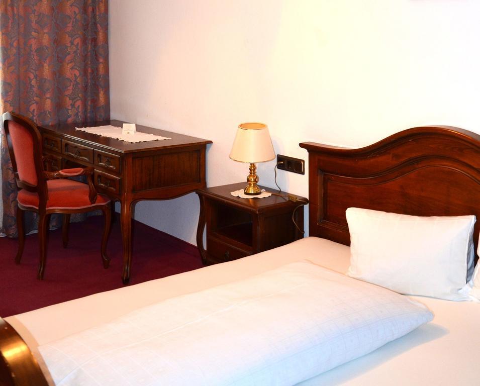 Hotel Kreuz Riffian Pokój zdjęcie